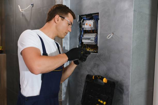 Best Licensed Electrician  in Fort Totten, ND